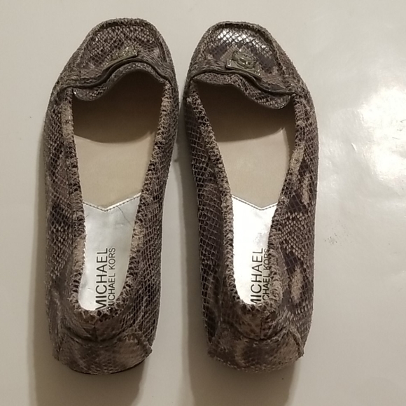 Michael kors loafers - Picture 9 of 11